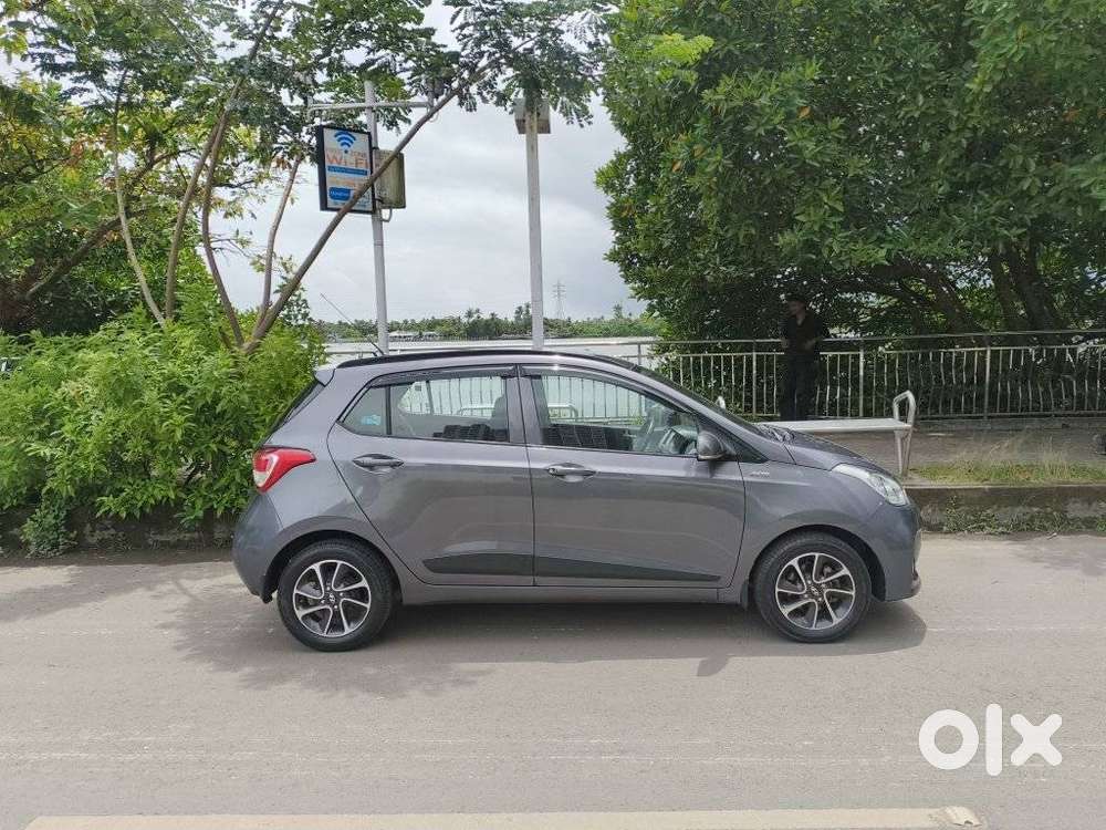 Hyundai Grand I10 Sportz (o) 1.2 At Vtvt, 2019, Petrol