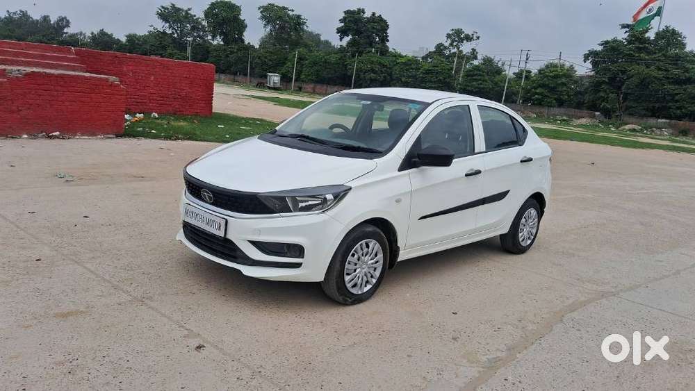 Tata Tigor Xe, 2022, Petrol