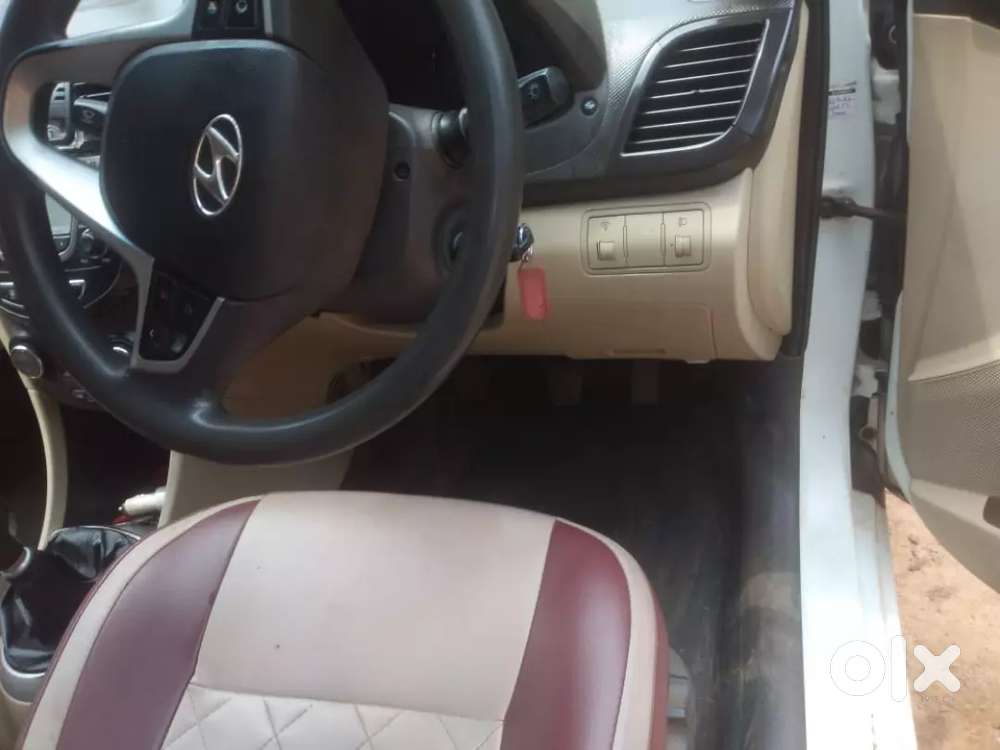 Hyundai Verna 2012