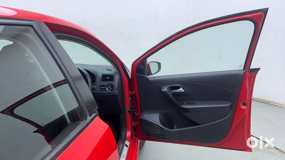 Volkswagen Polo Petrol Trendline 1.2l, 2016, Petrol