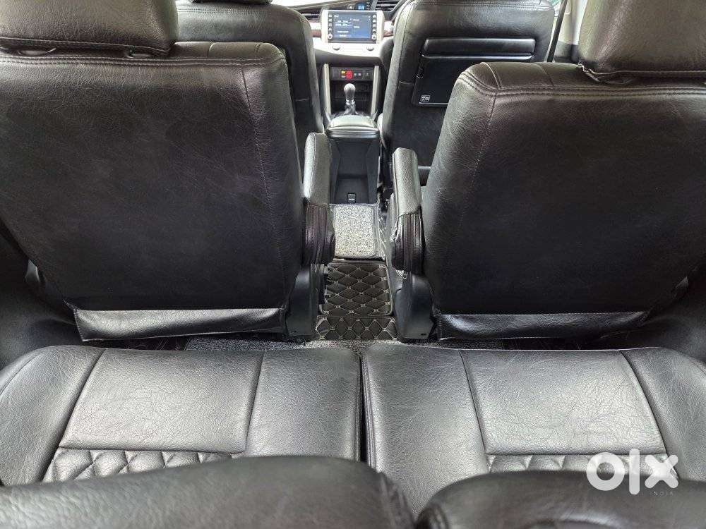Toyota Innova Crysta 2.4 V 7 STR, 2024, Diesel
