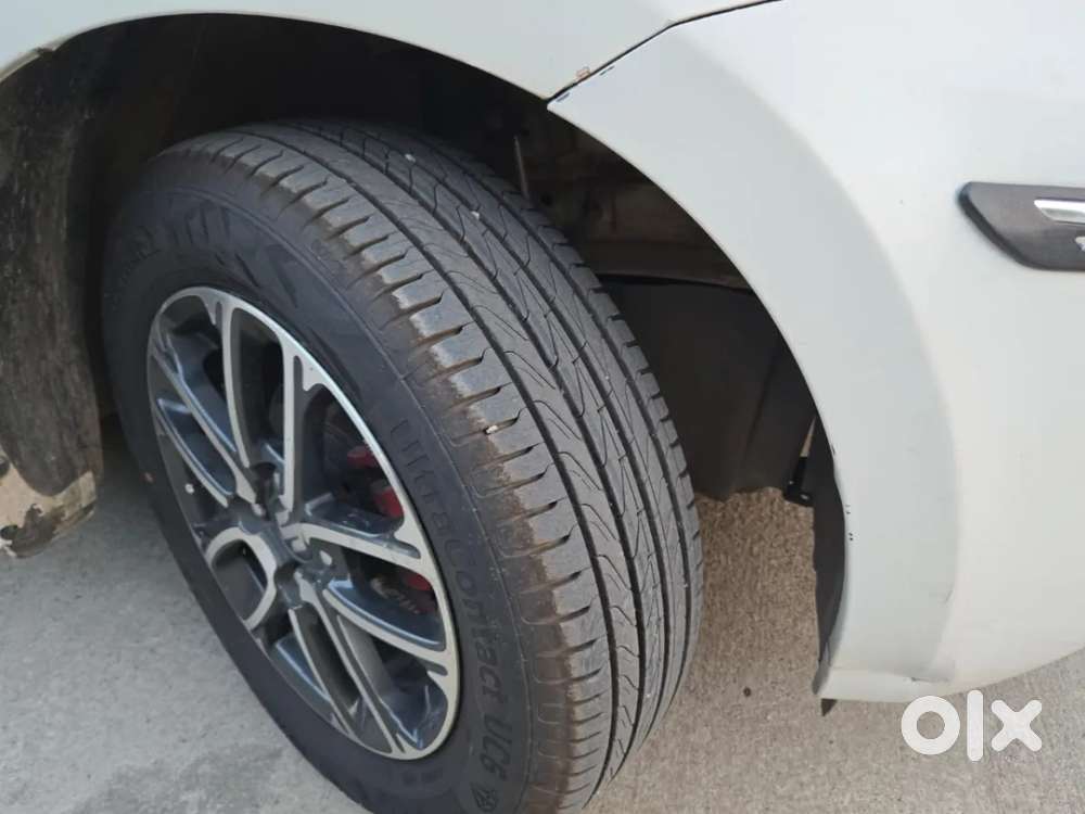 Maruti Suzuki Swift 1.3 Zxi, 2019, Petrol