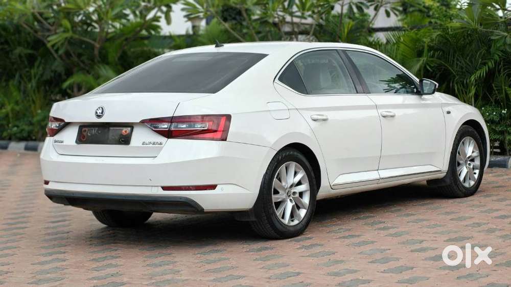 Skoda Superb L&k 2.0 Tdi At, 2018, Diesel