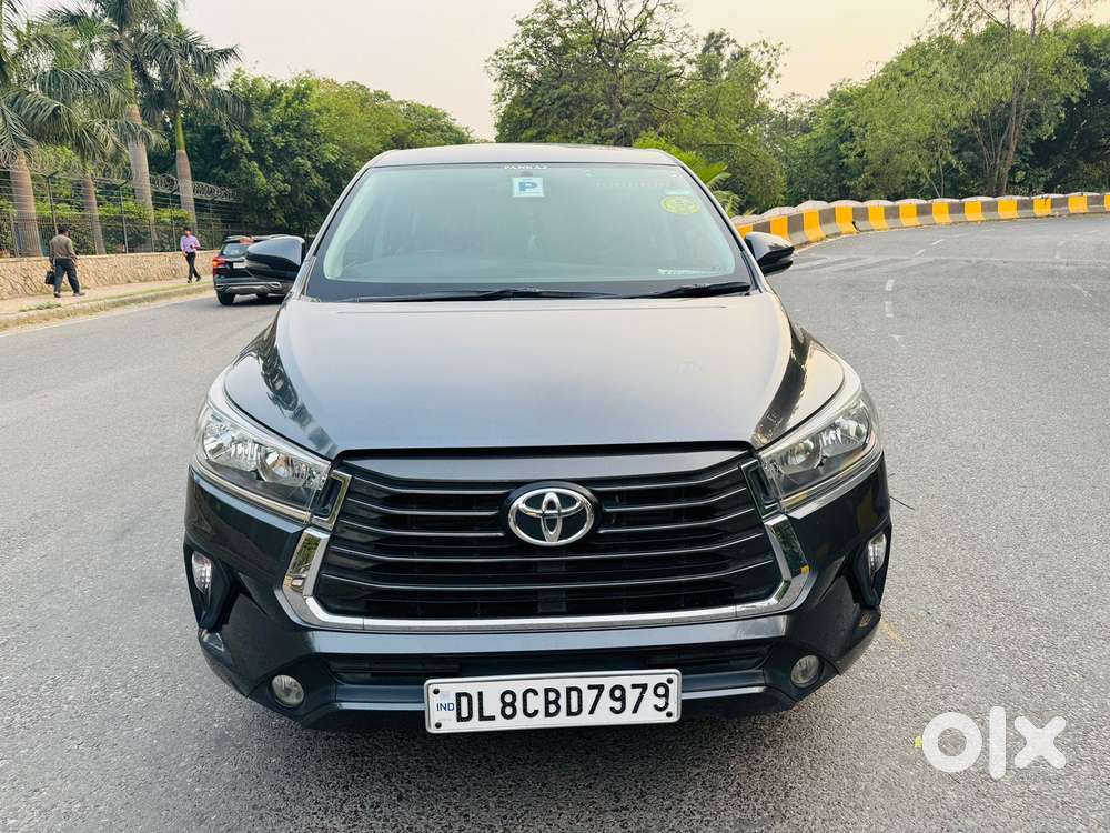 Toyota Innova Crysta 2.4 G Mt, 2022, Diesel