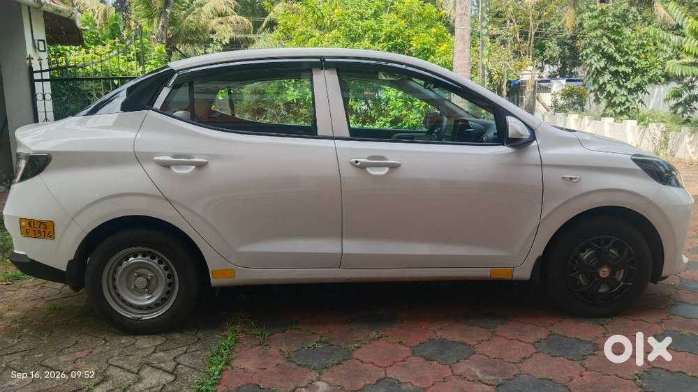 Hyundai Aura 2026 Cng
