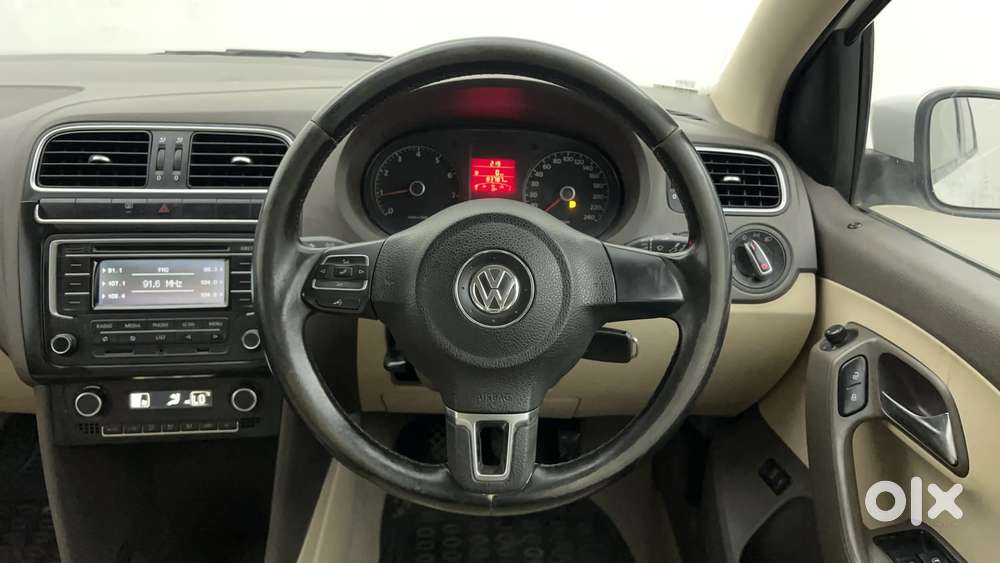 Volkswagen Vento 2010-2013 Petrol Highline, 2013, Petrol