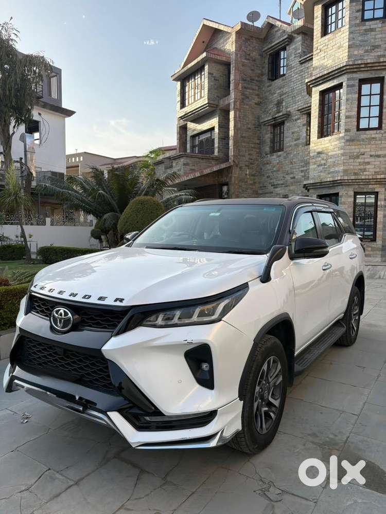 Toyota Fortuner Legender+ Diesel Automatic 2024