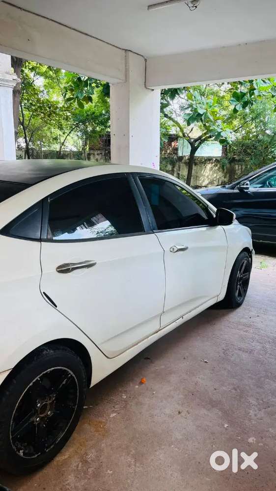 Hyundai Verna 2011 Diesel Manual