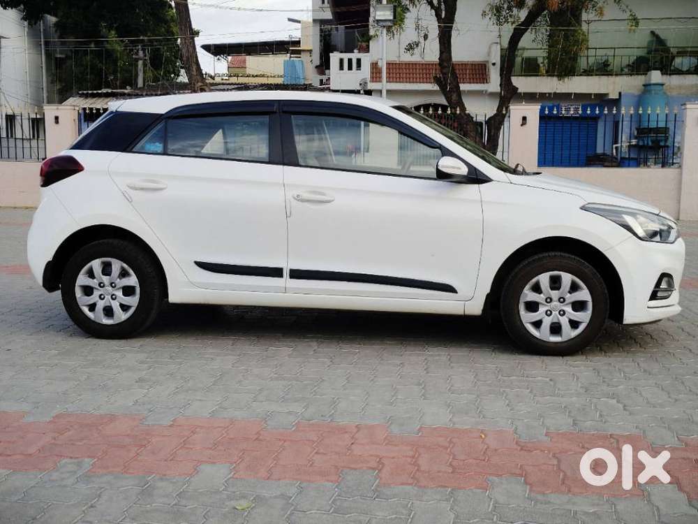 Hyundai I20 Sportz 1.2 Bs-iv, 2019, Petrol