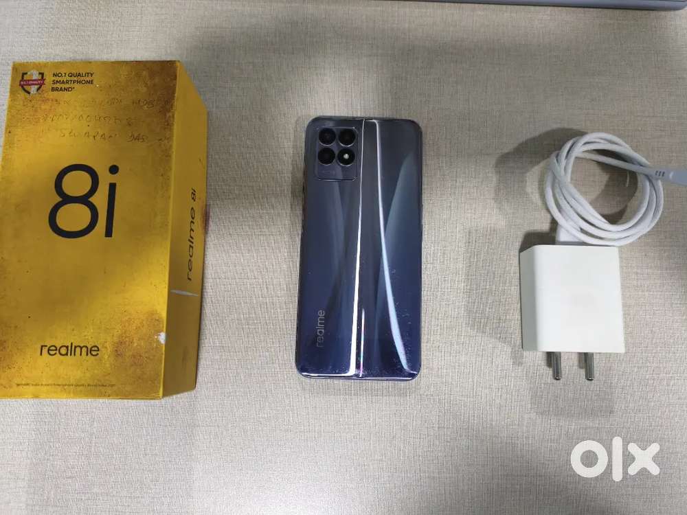 Realme 8i box charger with good condition