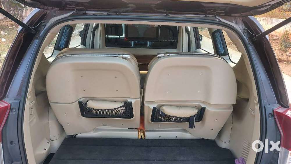 Toyota Innova Crysta 2.8 Gx At, 2016, Diesel