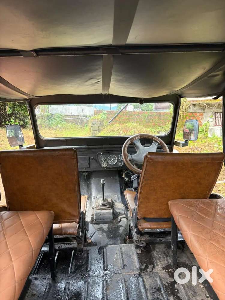 Mahindra Jeep 1995