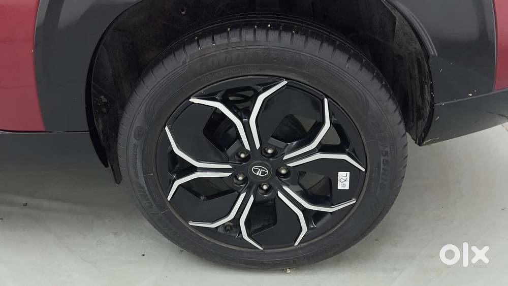 Tata Curvv S 1.2 Revotron Petrol 6mt, 2025, Petrol