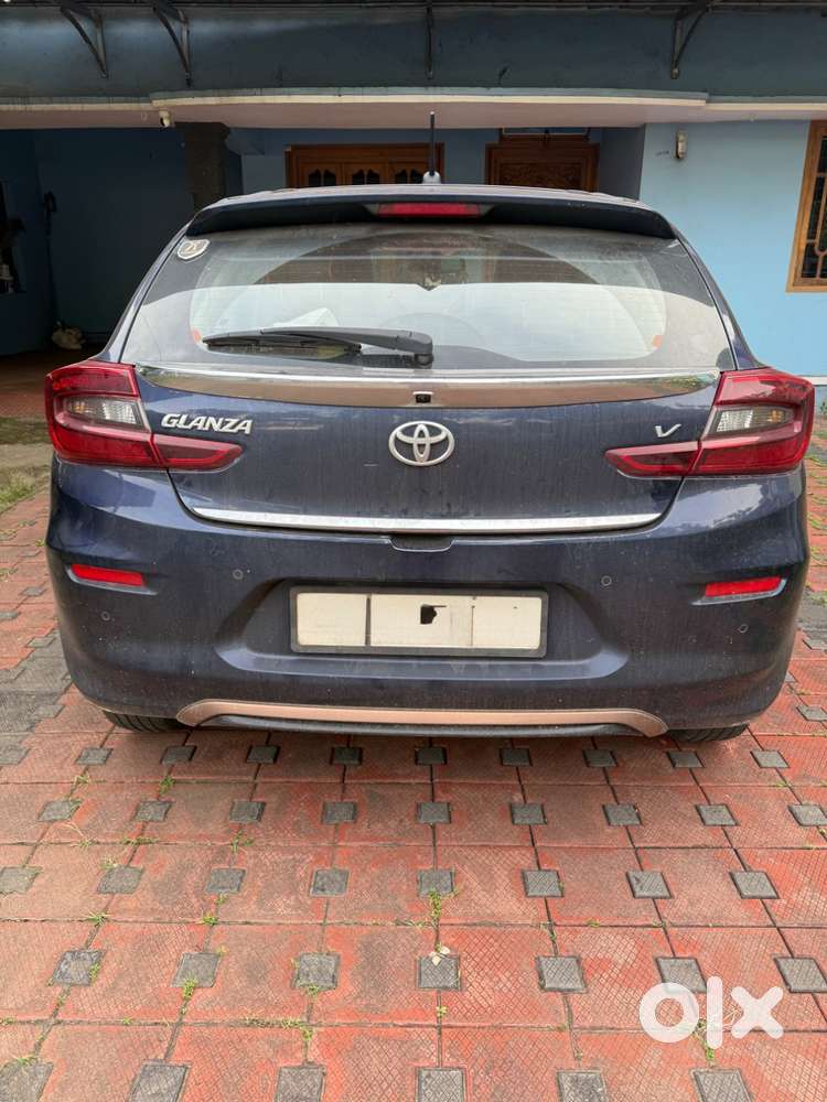 Toyota Glanza 2024 Petrol Well Maintained