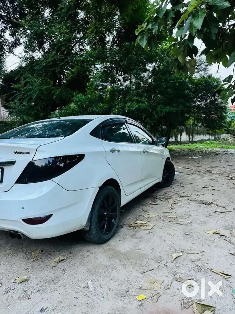Hyundai Verna Diesel 2012 Automatic