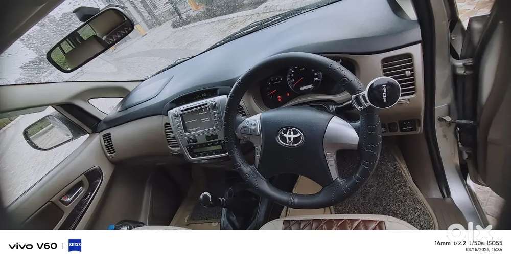 Toyota Innova 2015 Diesel 103000 Km Driven