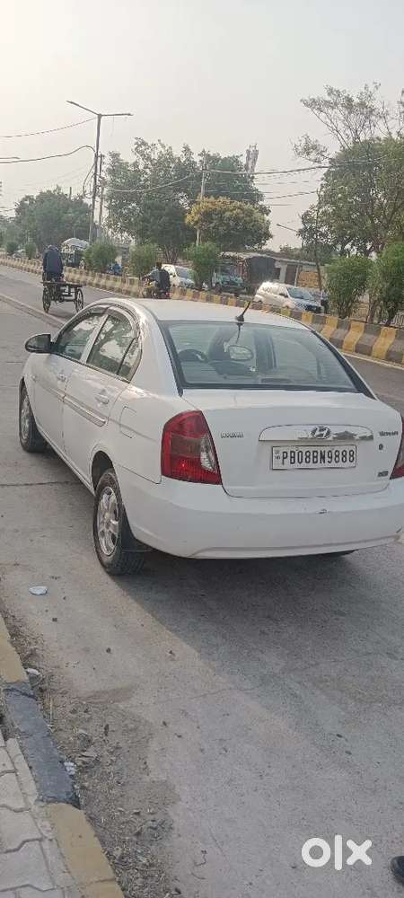 Hyundai Verna 2010 Diesel 75000 Km Driven
