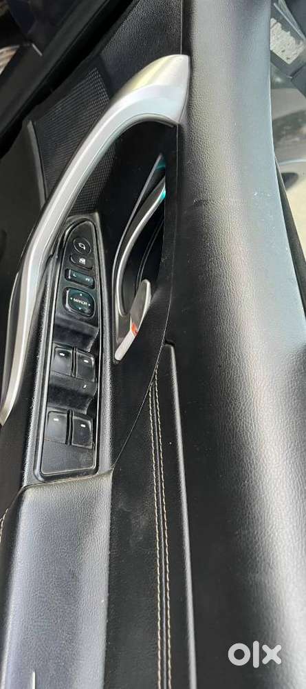 Mahindra Xuv500 W11, 2020, Diesel