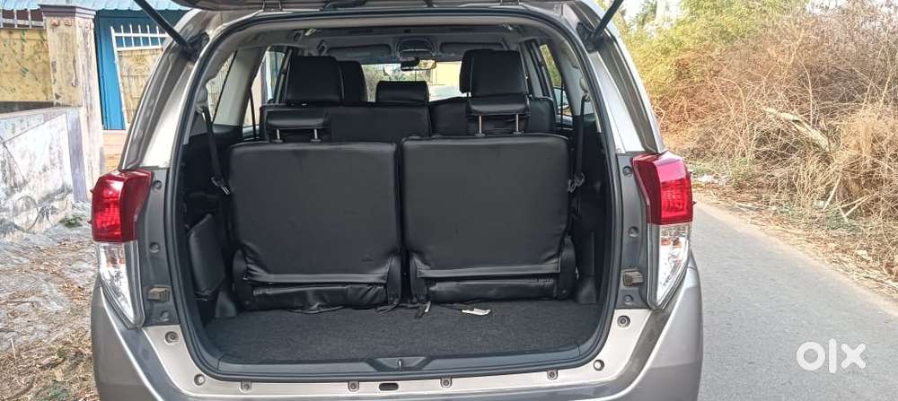 Toyota Innova Crysta 2.4 V, 2016, Diesel