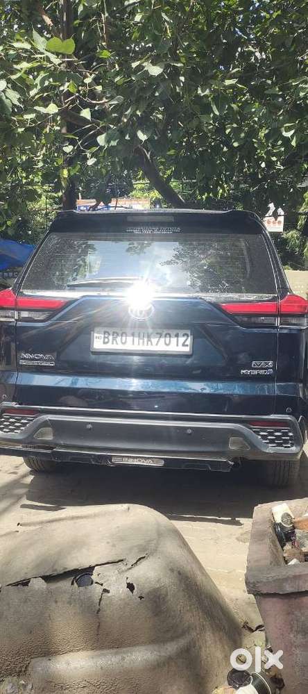 Toyota Innova Hycross 2.0 Vx Hybrid 7 Str, 2023, Petrol