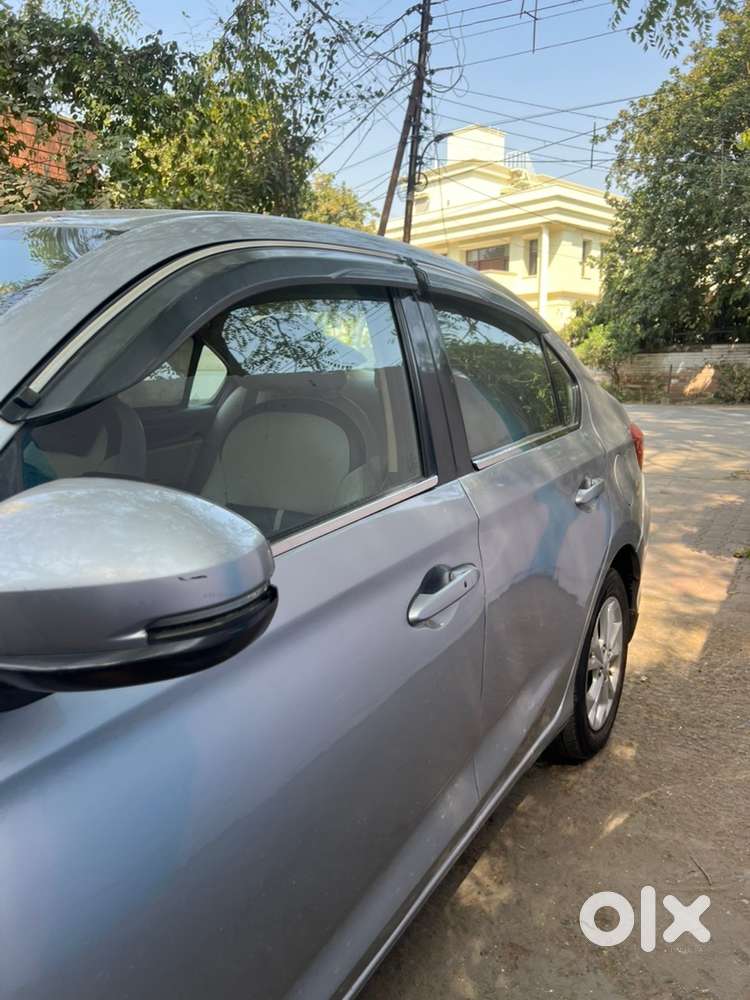 Honda Amaze 2019 Petrol Well Maintained