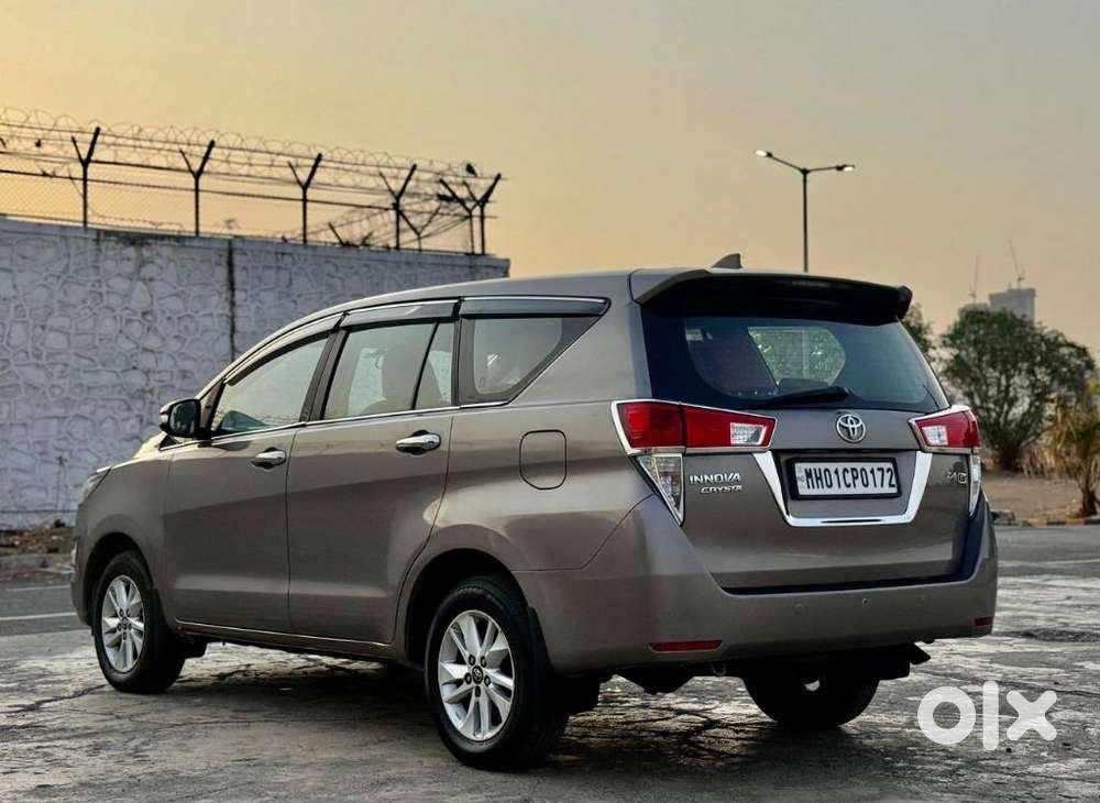 Toyota Innova Crysta 2.4 G Mt 8s, 2016, Diesel