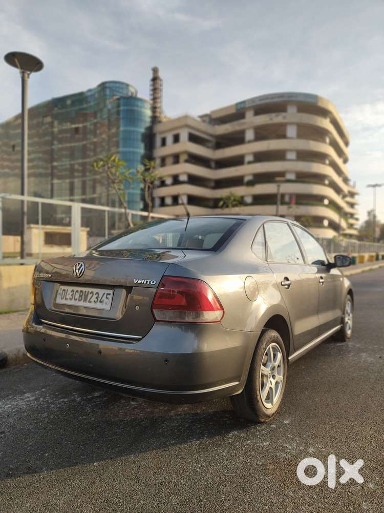 Volkswagen Vento 1.2 Tsi Highline Plus At, 2013, Petrol