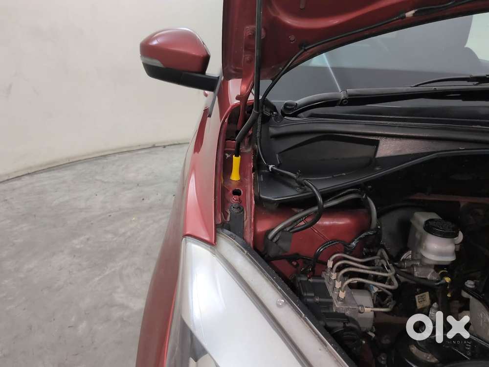 Tata Tiago Xza, 2018, Petrol