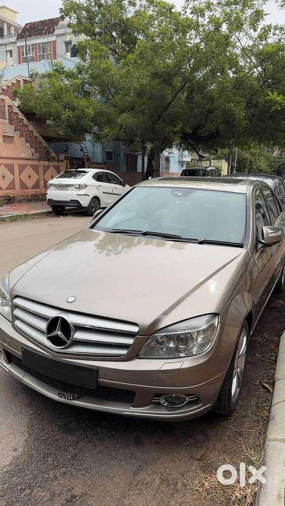 Mercedes-benz Year Car Automatic Petrol