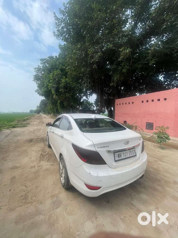 Hyundai Verna 2014 Diesel Manual