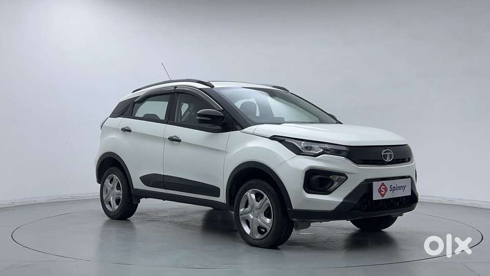 Tata Nexon 1.2 Revotron Xm (s), 2022, Petrol