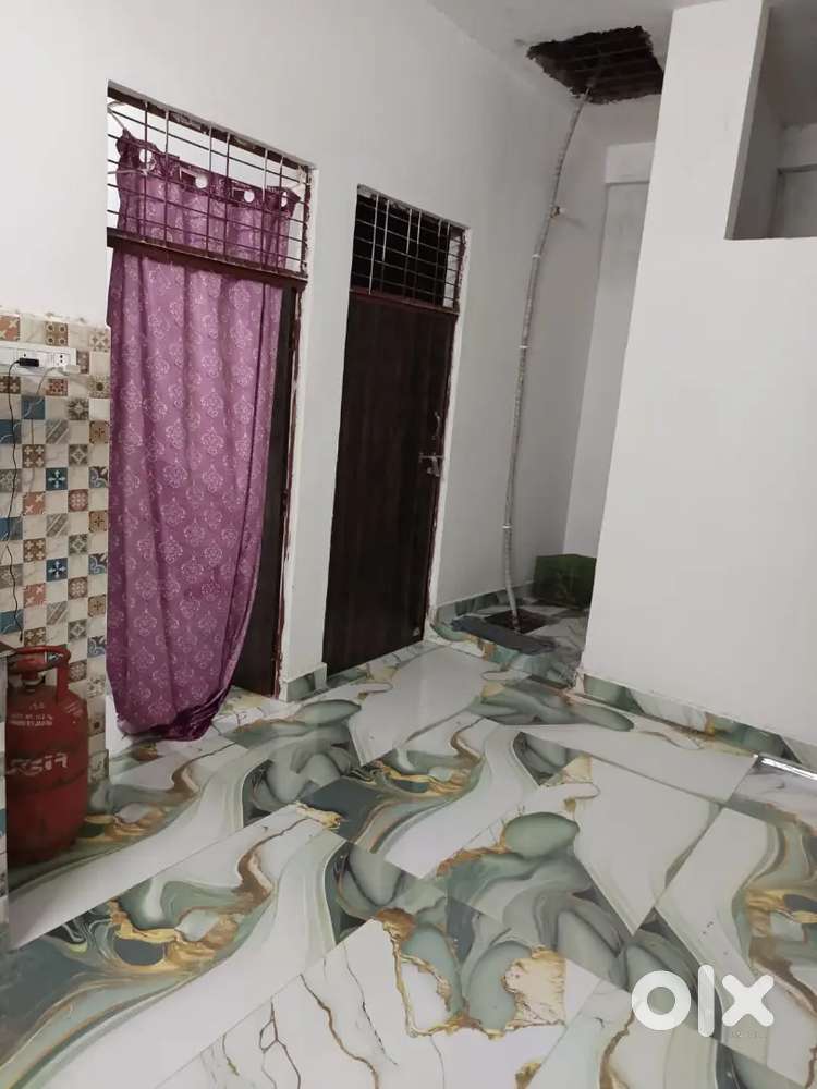 Near Ewing christian college.available room for rent.6500