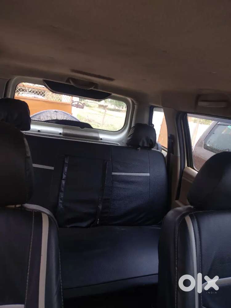 Mahindra Tuv 300 2018 Model