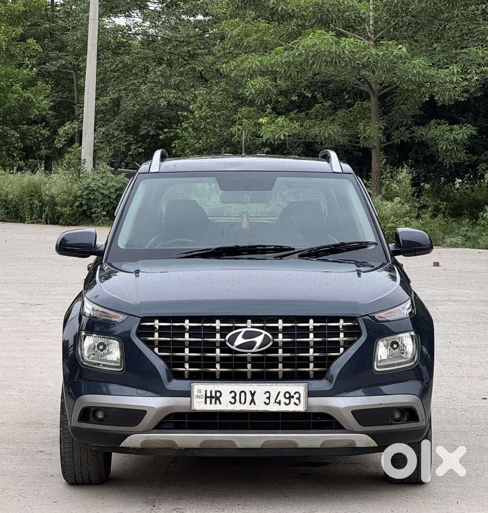 Hyundai Venue 1.2 S (o), 2021, Petrol