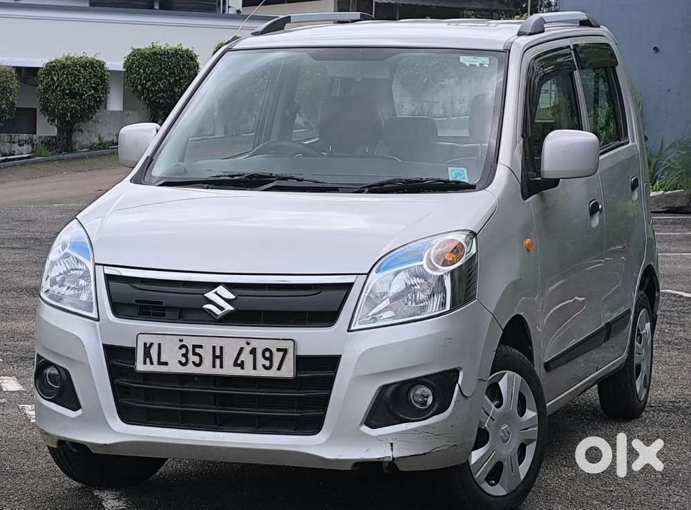 Maruti Suzuki Wagon R Vxi Amt1.2, 2017, Petrol