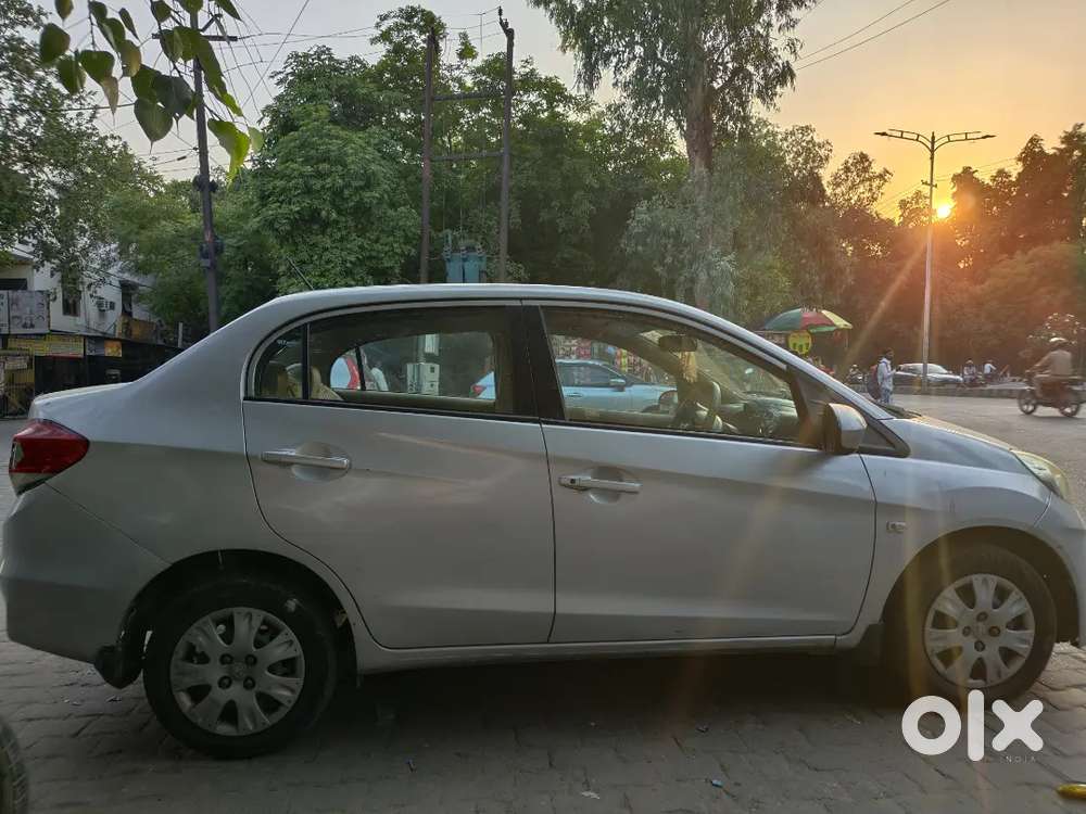 Honda Amaze Petrol Well Maintained