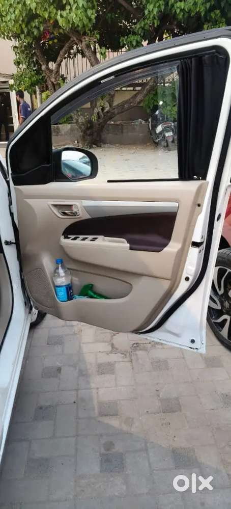 Maruti Suzuki Ertiga 2012 Diesel 10186 Km Driven