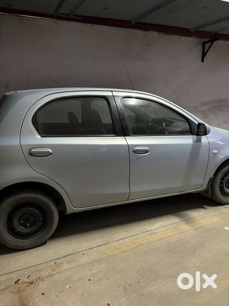 Toyota Etios Petrol Manual 2011