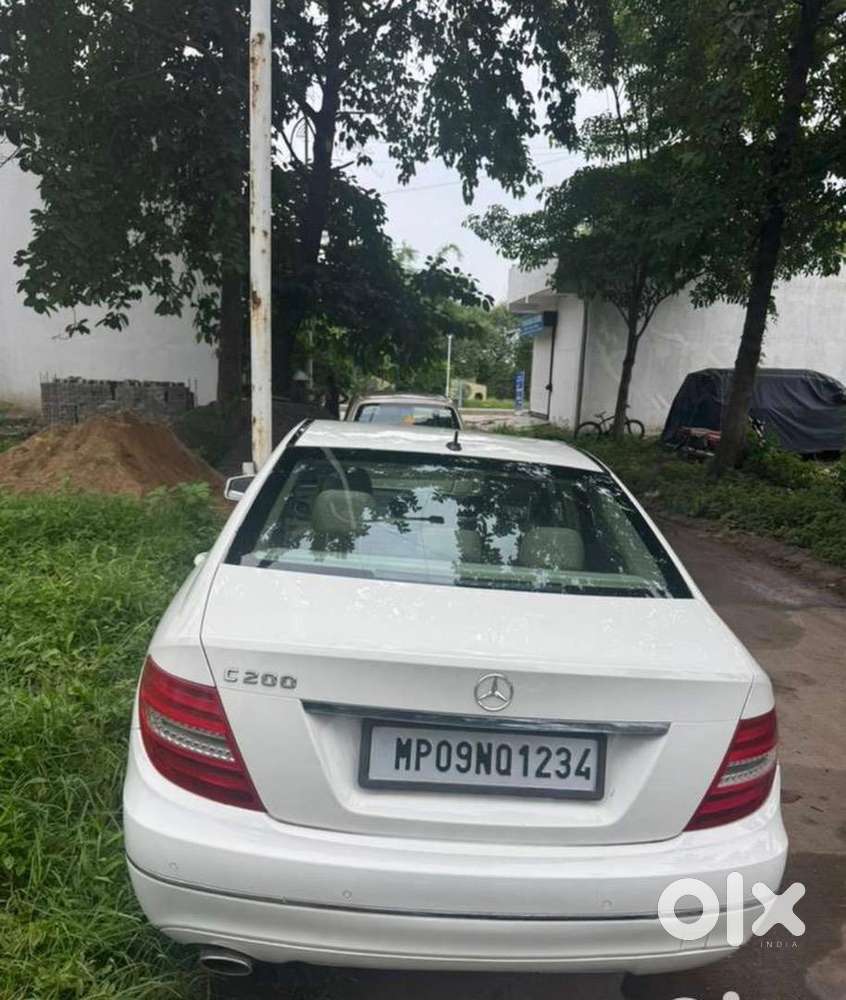 Mercedes-benz C Class 2013 Petrol Well Maintained