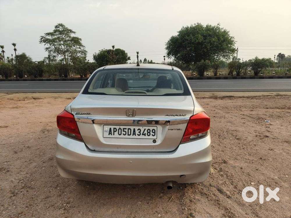 Honda Amaze, 2015, Diesel