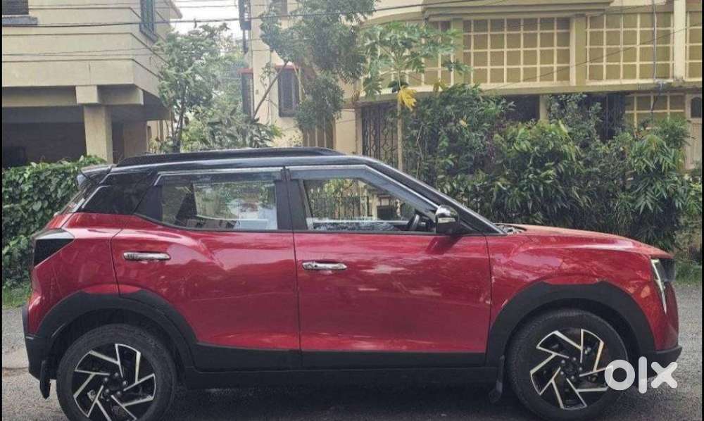 Mahindra Xuv 3xo Ax7l Petrol Mt, 2025, Petrol