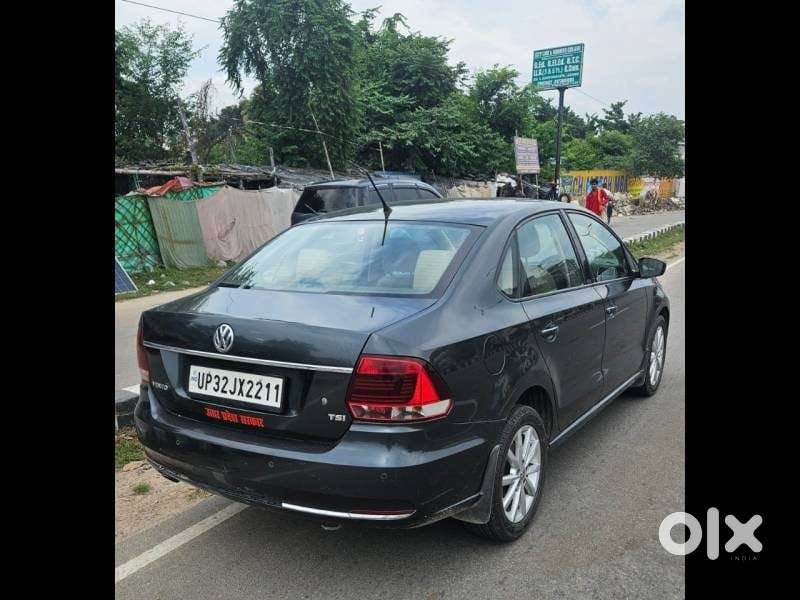 Volkswagen Vento 1.2 Tsi Highline Plus At, 2018, Petrol