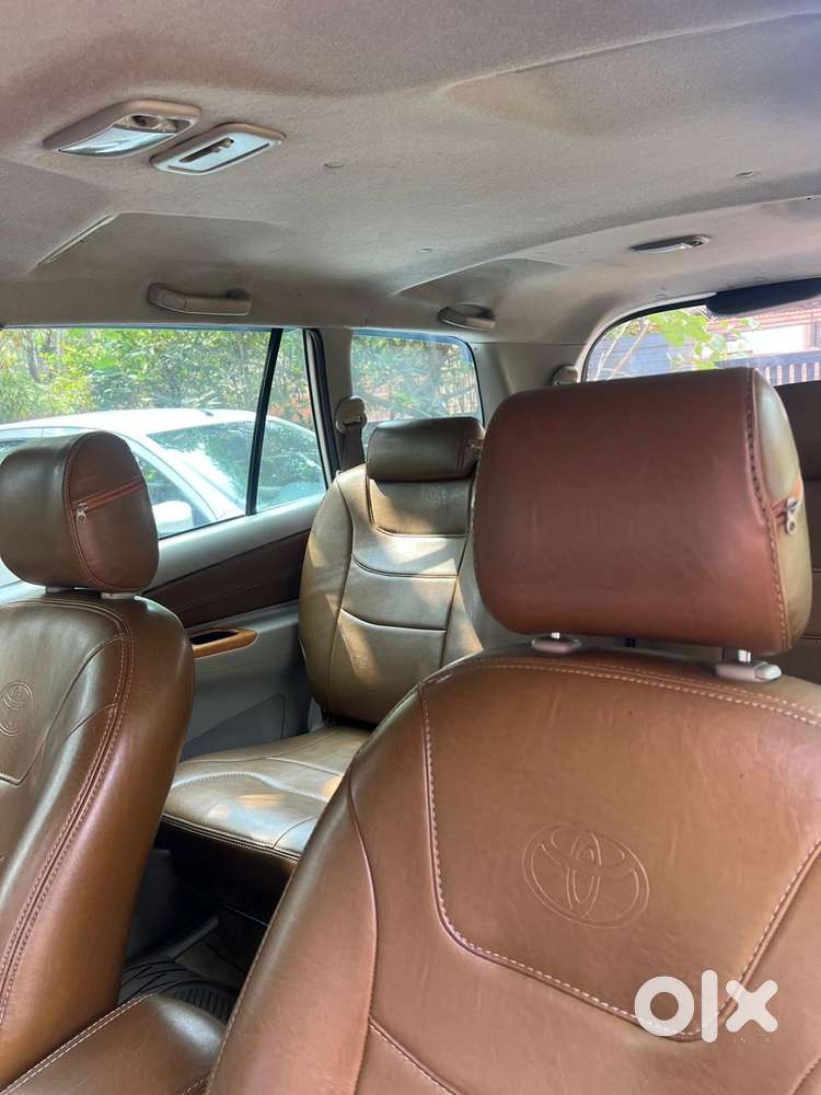 Toyota Innova 2.5 V 7 Str, 2012, Diesel