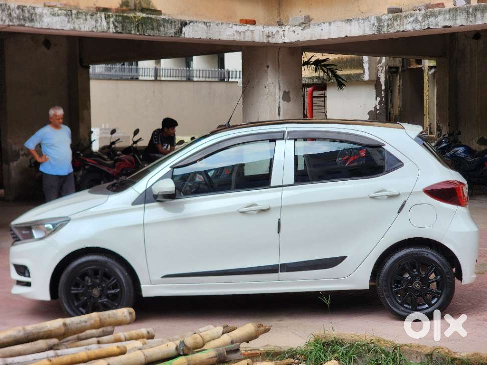 Tata Tiago 1.2 Revotron Limited Edition, 2021, Petrol