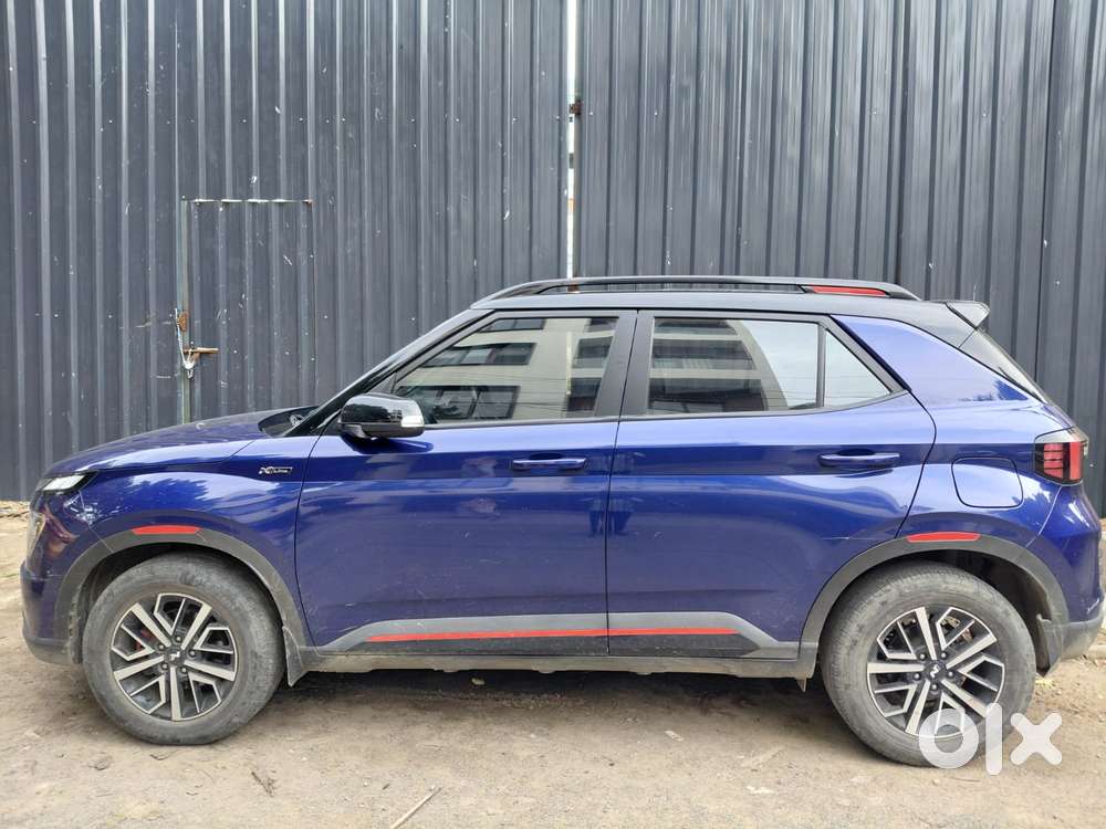 Hyundai Venue N Line N8 Dct Dual Tone, 2023, Petrol