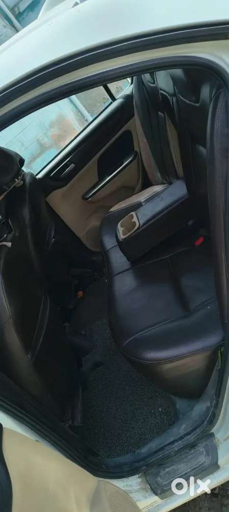 Honda Amaze 2nd Gen 2019 Diesel 102061 Km Driven. 25+kmpl Mileage