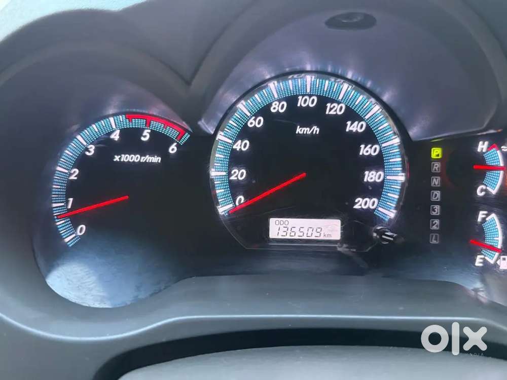 Toyota Fortuner 2013 Diesel 140000 Km Driven