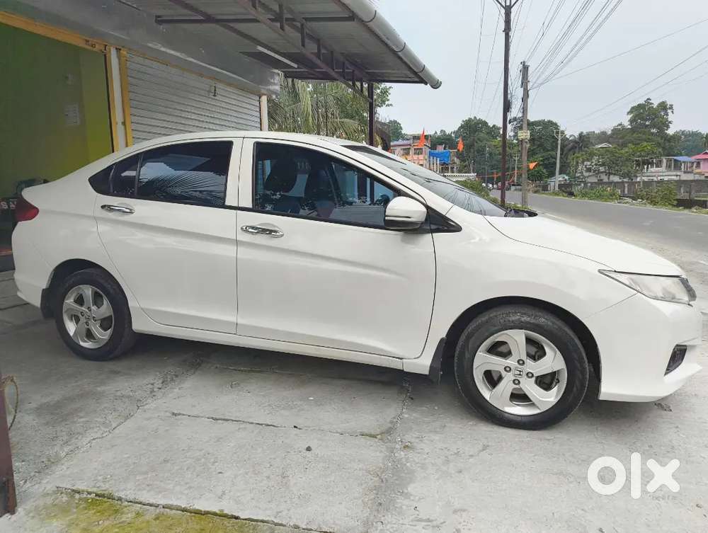 Honda City 1.5 V-mt I-vtec 2016 Tax Paid Upto 2031 For Sale.