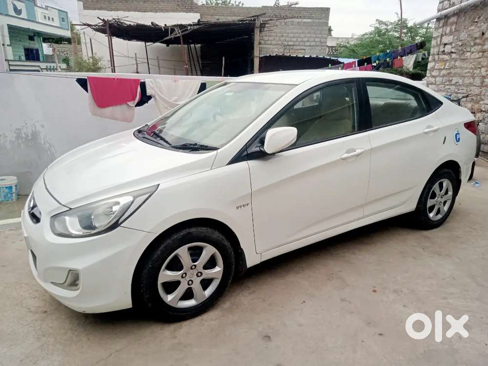 Hyundai Verna 2011 Petrol Well Maintained