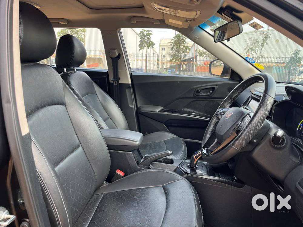 Mahindra Xuv400 Ev El Fast Charger, 2023, Electric